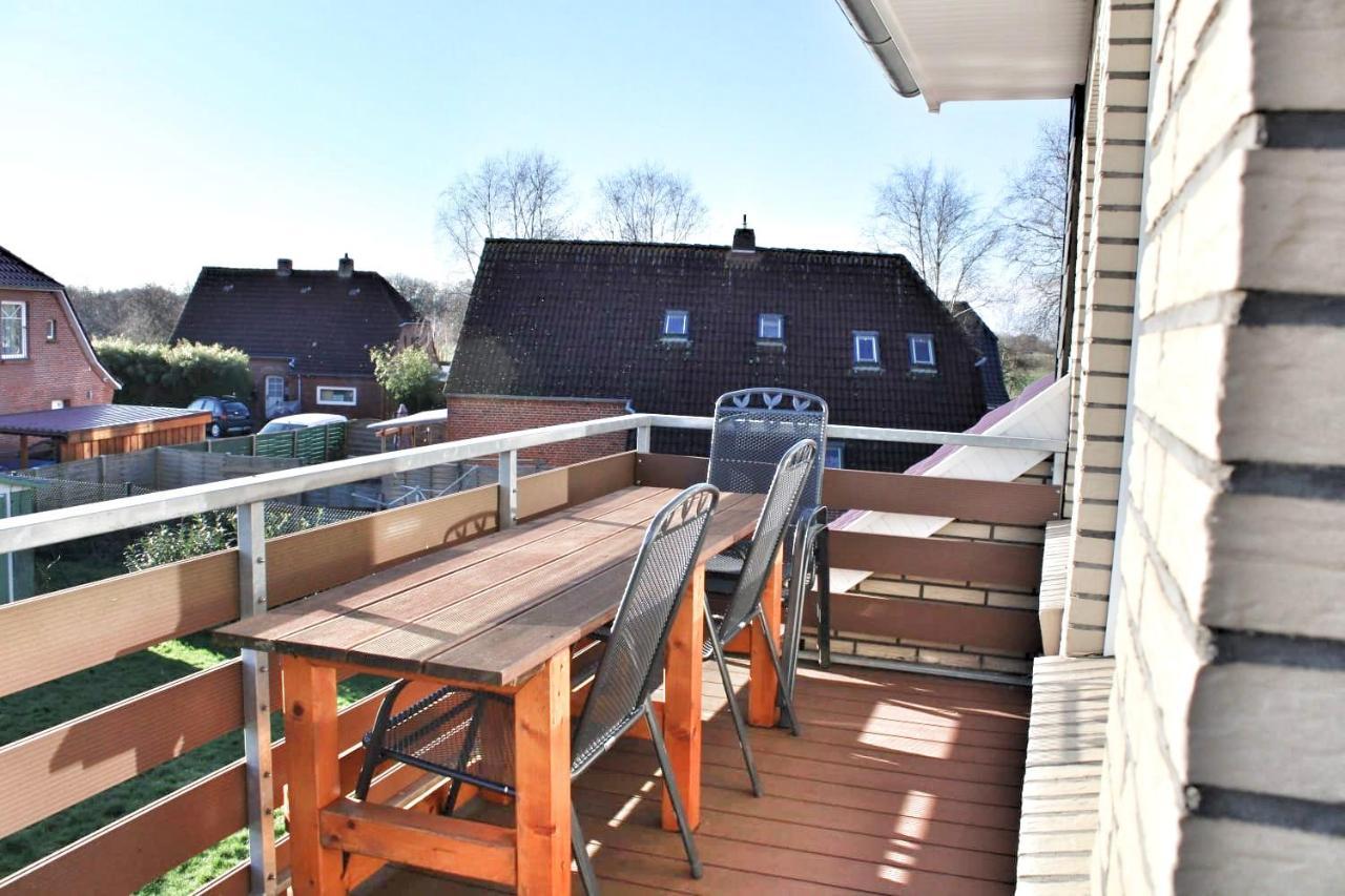 Nordsee Anker: Modern Two-Bedroom Holiday Apartment in Ostermarsch Norden Exterior photo