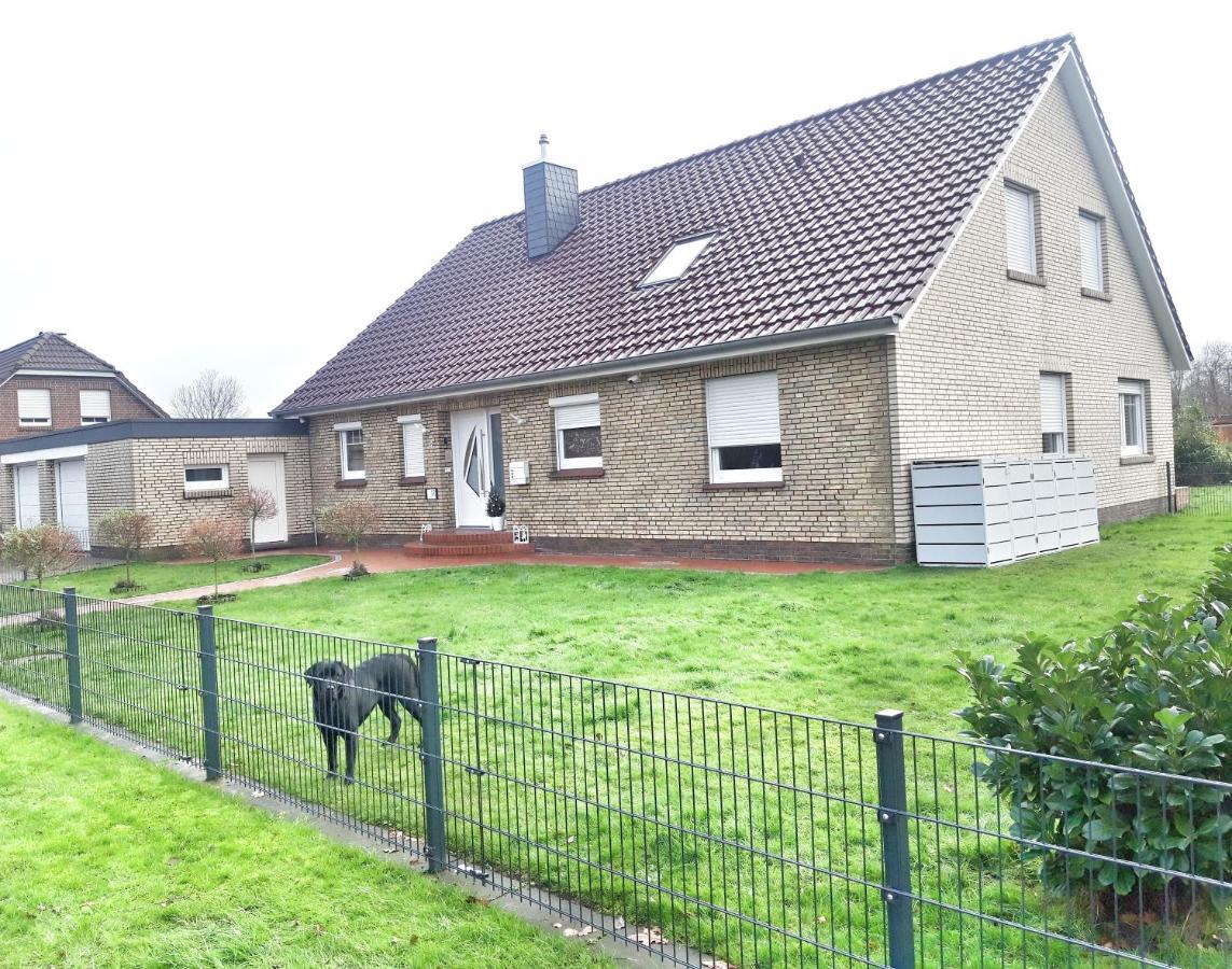 Nordsee Anker: Modern Two-Bedroom Holiday Apartment in Ostermarsch Norden Exterior photo